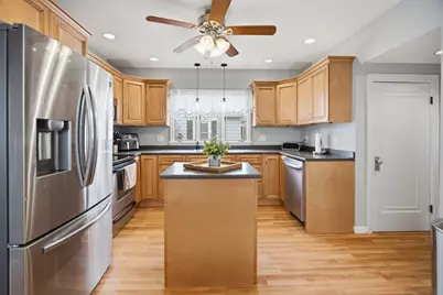156 Farnsworth St, Chicopee, MA 01013 - Photo 12