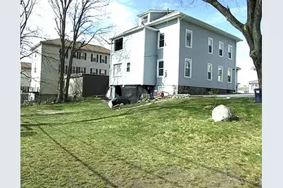 56 Plantation St, Worcester, MA 01604 - Photo 6