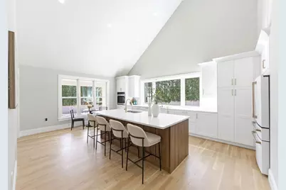 723 Wilbur Ave, Swansea, MA 02777 - Photo 2