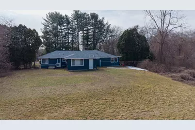 345 Gardner St, New Bedford, MA 02740 - Photo 6