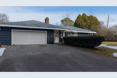 345 Gardner St, New Bedford, MA 02740 - Photo 4