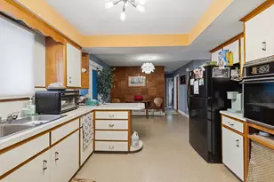 345 Gardner St, New Bedford, MA 02740 - Photo 14