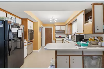 345 Gardner St, New Bedford, MA 02740 - Photo 16