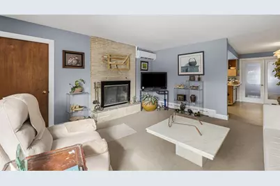 345 Gardner St, New Bedford, MA 02740 - Photo 12