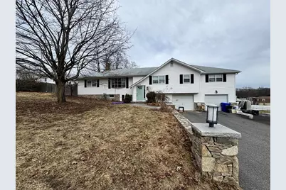 46 W Fountain St, Milford, MA 01757 - Photo 2