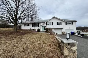 46 W Fountain St, Milford, MA 01757 - Photo 2