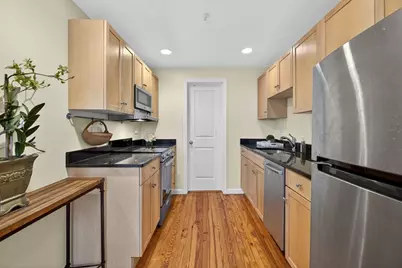 241 Hurley St #1, Cambridge, MA 02141 - Photo 4