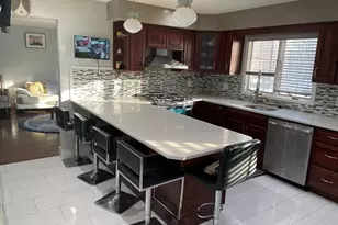 12 Heritage Ln, Saugus, MA 01906 - Photo 8