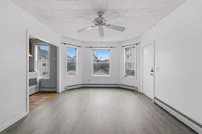 221 Beach St, Fall River, MA 02721 - Photo 4