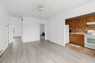 221 Beach St, Fall River, MA 02721 - Photo 8