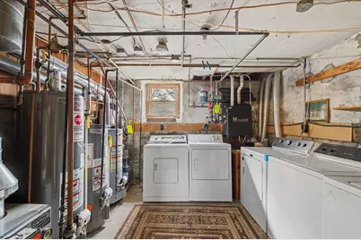 221 Beach St, Fall River, MA 02721 - Photo 32