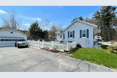 13 Berkley St, Fitchburg, MA 01420 - Photo 4