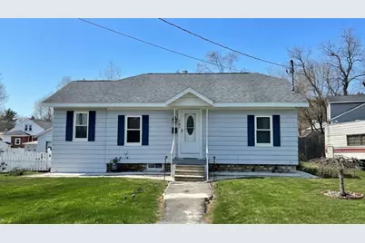 13 Berkley St, Fitchburg, MA 01420 - Photo 2
