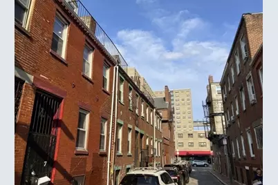 7 Johnny Ct #1, Boston, MA 02111 - Photo 8