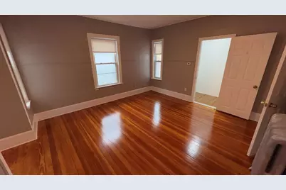 29 Lincoln St #2, Malden, MA 02148 - Photo 4
