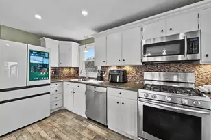 23 Rachael St, Springfield, MA 01129 - Photo 4