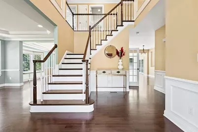 46 Hound Pack Cir, Walpole, MA 02032 - Photo 6