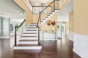 46 Hound Pack Cir, Walpole, MA 02032 - Photo 6