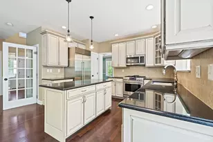 46 Hound Pack Cir, Walpole, MA 02032 - Photo 12