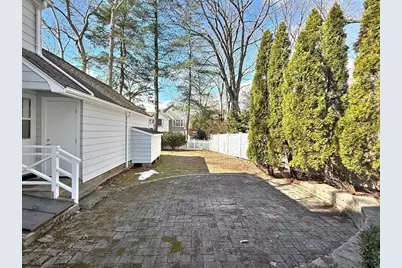 46 Cleveland Rd, Wellesley, MA 02481 - Photo 26