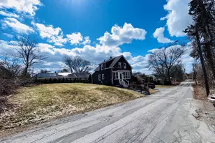 28 Currier Ave, Methuen, MA 01844 - Photo 1