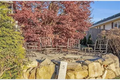 28 Currier Ave, Methuen, MA 01844 - Photo 4