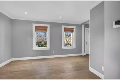 28 Currier Ave, Methuen, MA 01844 - Photo 14