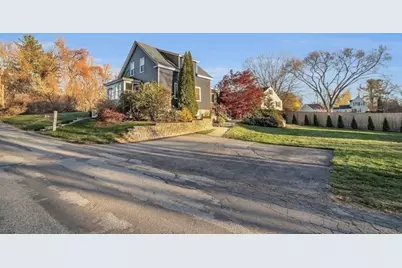 28 Currier Ave, Methuen, MA 01844 - Photo 1