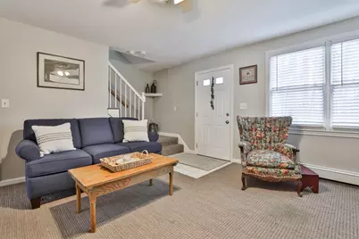 19 W Main St #12, Merrimac, MA 01860 - Photo 4