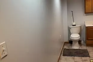 184 Middle St, Braintree, MA 02184 - Photo 4