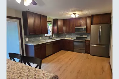 35 Pine Ridge Dr, Oxford, MA 01540 - Photo 2