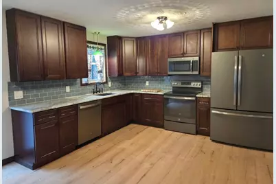 35 Pine Ridge Dr, Oxford, MA 01540 - Photo 4