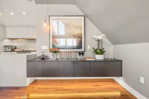 27 Salcombe St, Boston, MA 02125 - Photo 14