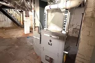 229 Central St, Springfield, MA 01105 - Photo 16