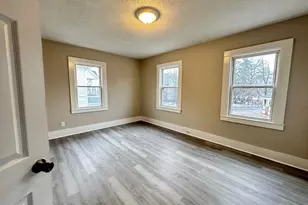 229 Central St, Springfield, MA 01105 - Photo 4