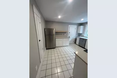 16 Prospect St #1, Watertown, MA 02472 - Photo 2