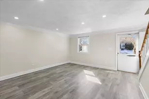 8 Captain Cook Ln, Barnstable, MA 02632 - Photo 14