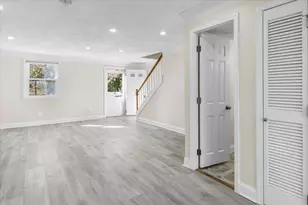 8 Captain Cook Ln, Barnstable, MA 02632 - Photo 6