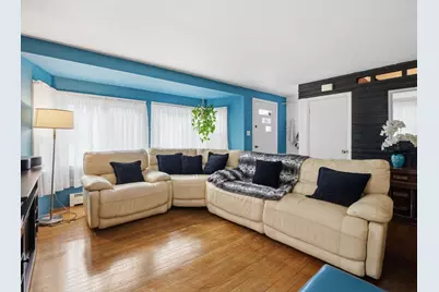 28 Court St, Lowell, MA 01852 - Photo 2