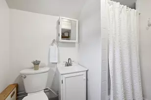 137 Hampton Cir, Hull, MA 02045 - Photo 18