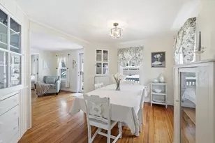 137 Hampton Cir, Hull, MA 02045 - Photo 10