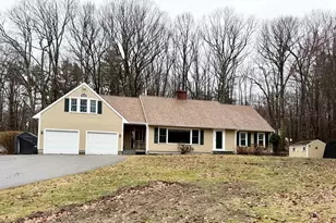 96 Townsend St, Pepperell, MA 01463 - Photo 2