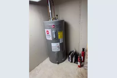 96 Townsend Street, Pepperell, MA 01463 - Photo 24