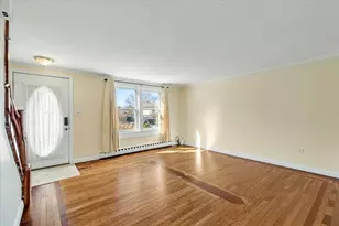 405 Village Dr, Bourne, MA 02532 - Photo 6