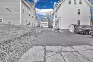 35 Newcomb Pl, Taunton, MA 02780 - Photo 14