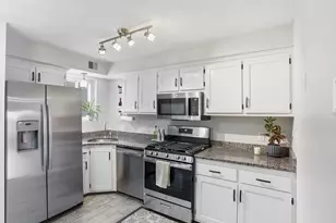 100 Merrimack Ave, Dracut, MA 01826 - Photo 6