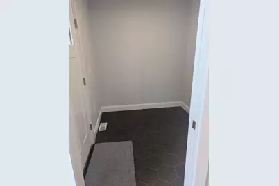 27 Orange Street #1, Boston, MA 02131 - Photo 10