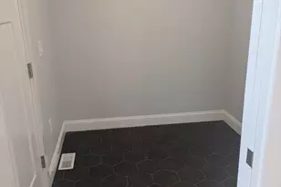 27 Orange St, Boston, MA 02131 - Photo 10