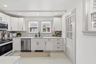 41 Fremont St, Taunton, MA 02780 - Photo 2