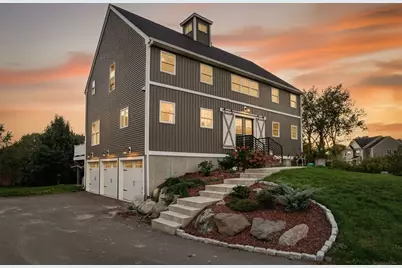 124 Tiffany Street, Attleboro, MA 02703 - Photo 2